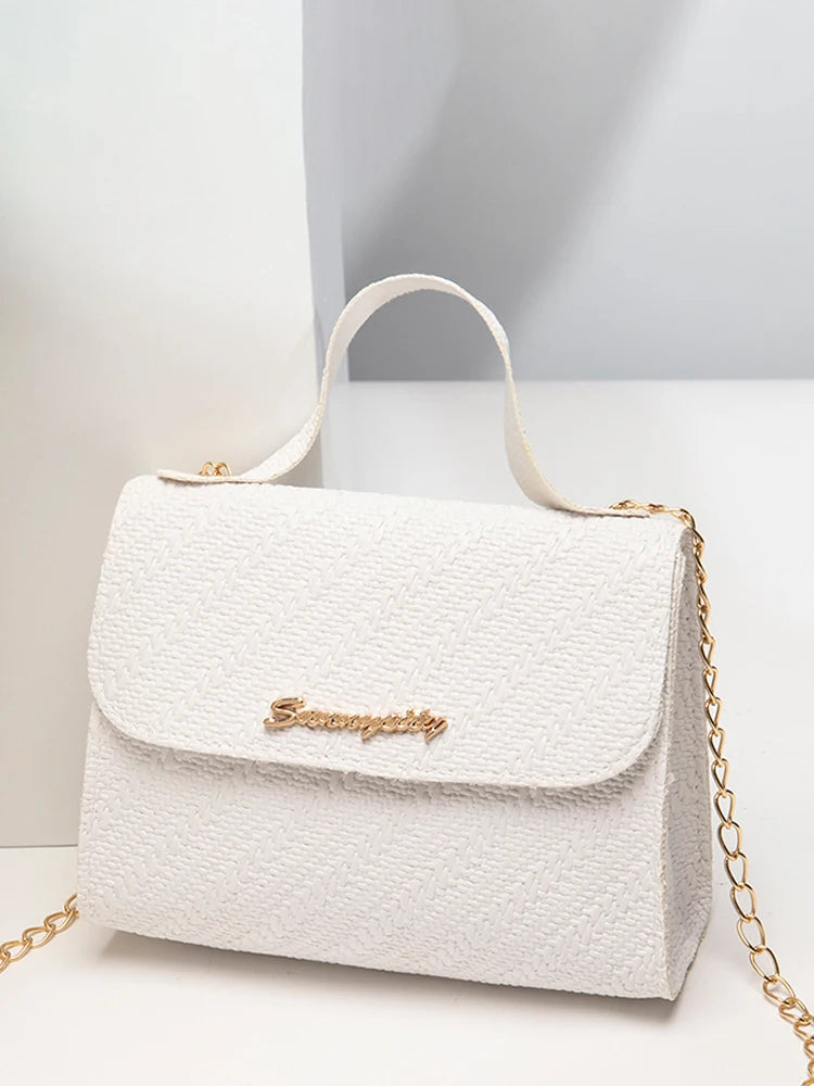 Swallow Online Embossing Chain Square Bag